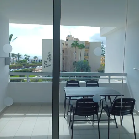 Apartamento Vacacional Akeah Broncemar 330